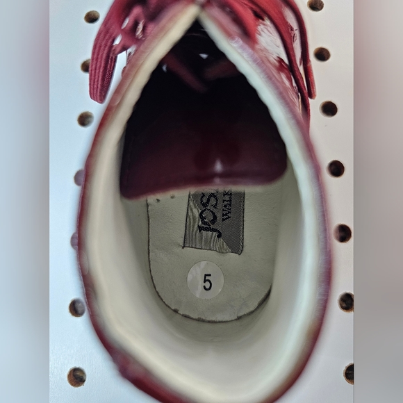 JOSMO WALKER Patent Ostrich Walking Shoes Size: 5 toddler Color: Burgundy - Picture 7 of 10